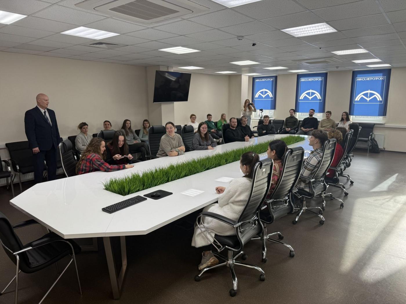 Торжественная встреча преподавателей кафедры «Мосты и тоннели» с выпускниками